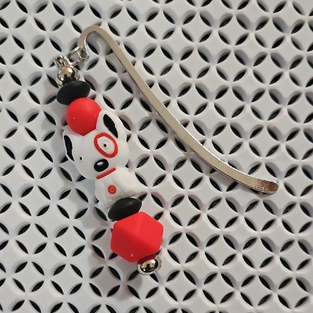 "Bullseye", Targets Dog Red and White Beaded Bookmark